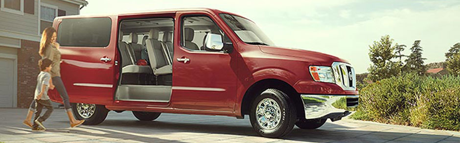 2017 nissan passenger van