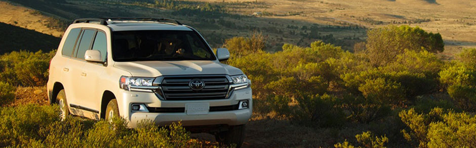 2018 Toyota Land Cruiser Suv Review Features Specs In
