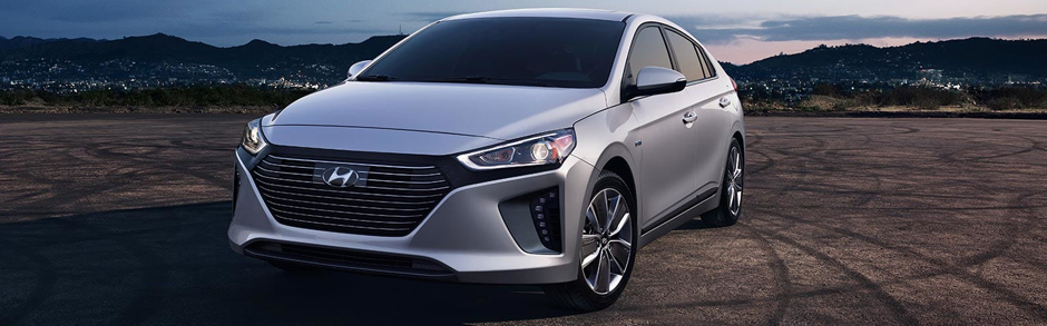 2019 Hyundai IONIQ Hybrid, Features & Review