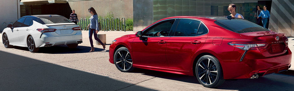 2019 Toyota Camry Performance Features Trims In